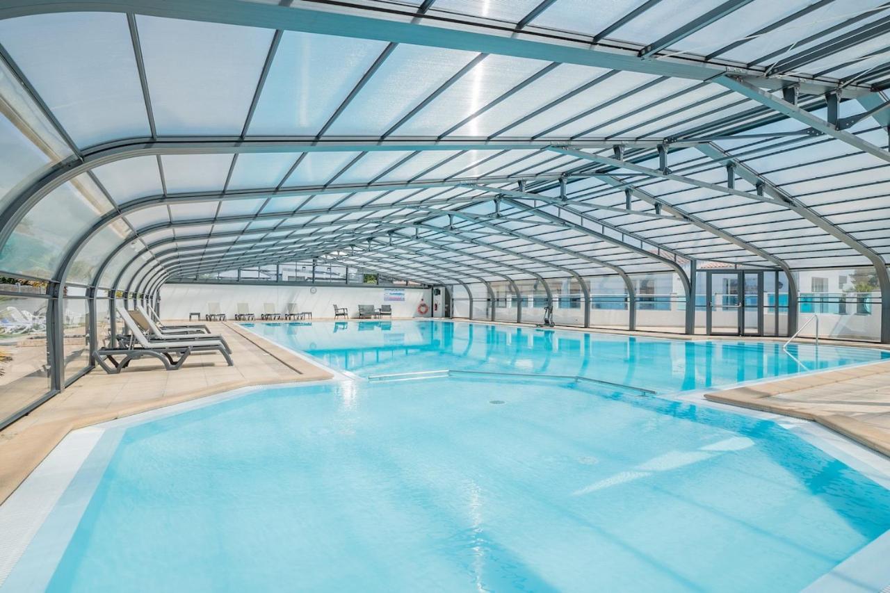 Chalet Pour 8 Dans Residence Avec Piscine Chauffee Brétignolles-sur-Mer Exterior foto